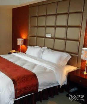 Hotel Vienna Shanghai