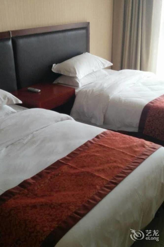 Hotel Vienna Shanghai
